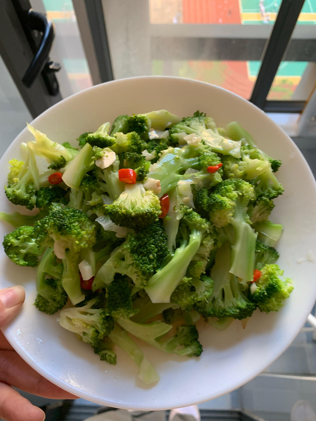 好吃到爆的耗油蒜蓉西兰花(从不修图，喜欢请关注)