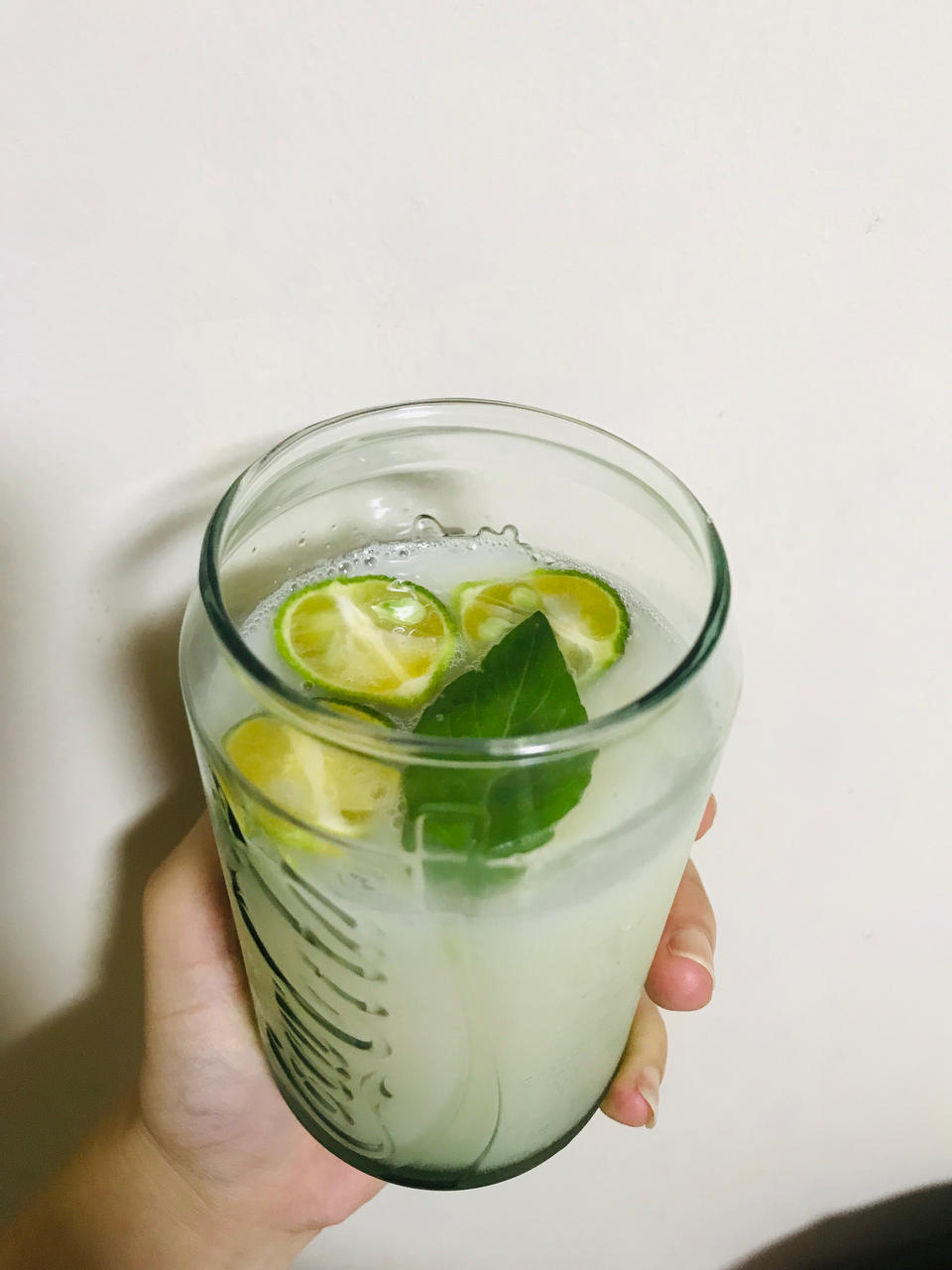 养乐多莫吉托mojito