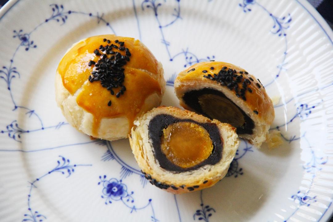 蛋黄酥+抹茶酥的做法