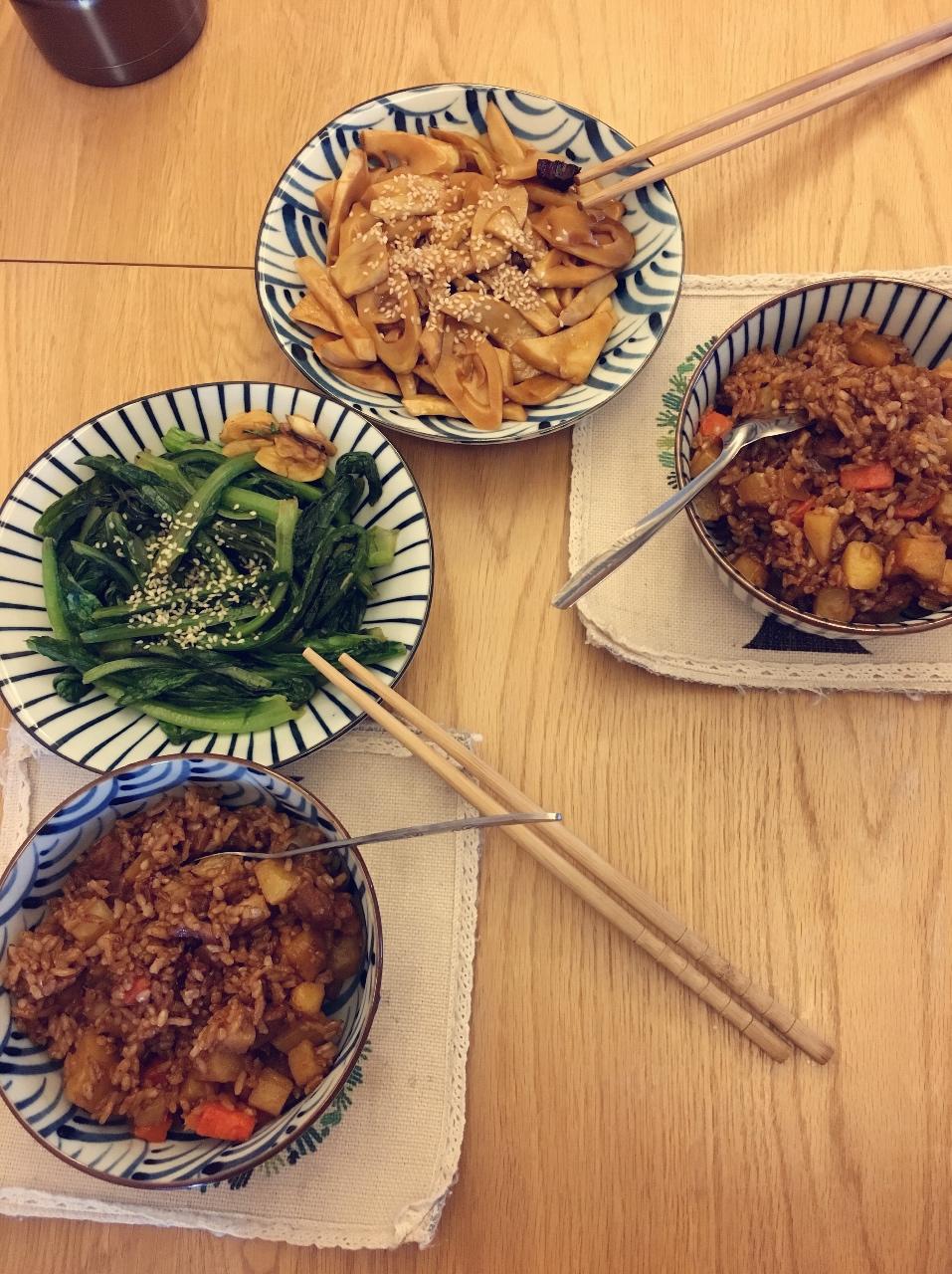 喷香羊肉焖饭