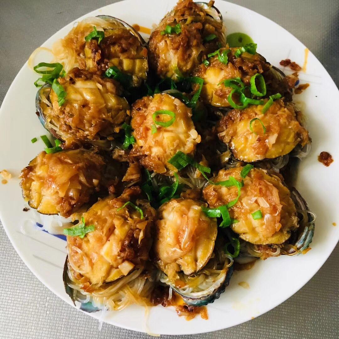 张姐-蒜蓉粉丝蒸鲍鱼