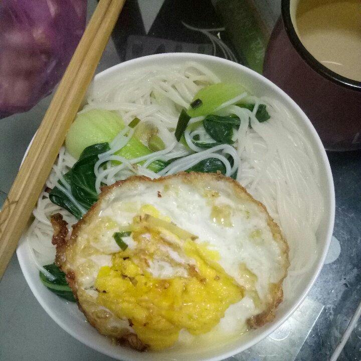 青菜鸡蛋汤面