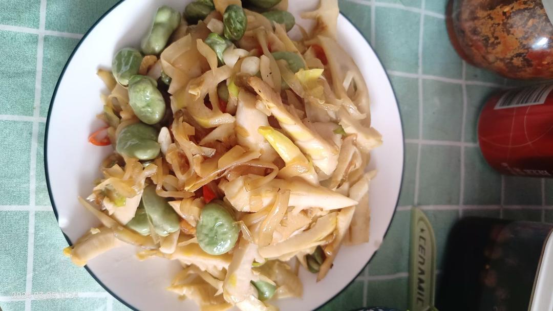 春天的味道--雷笋豆瓣炒咸菜