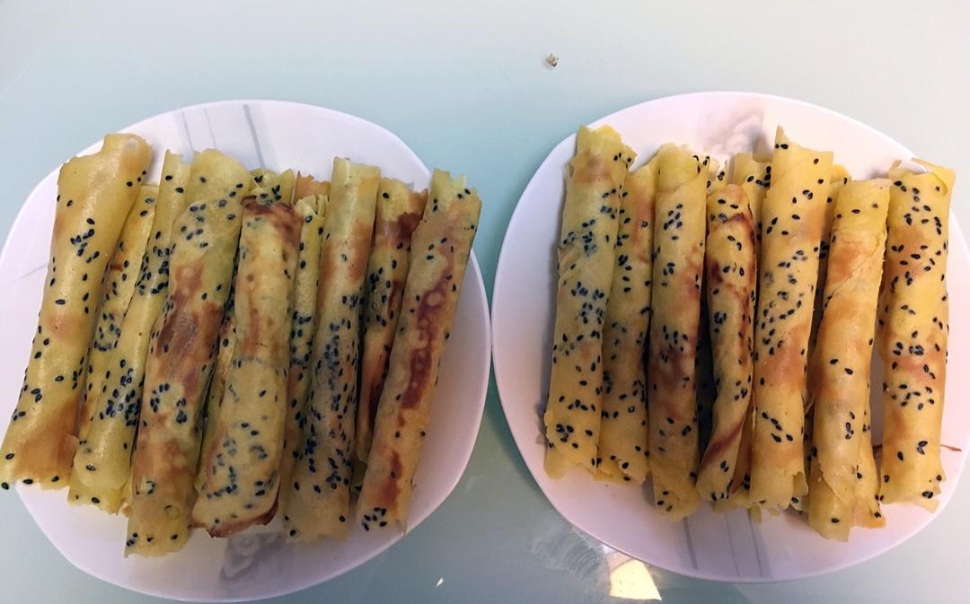 堂妈教你做脆脆的黑芝麻蛋卷