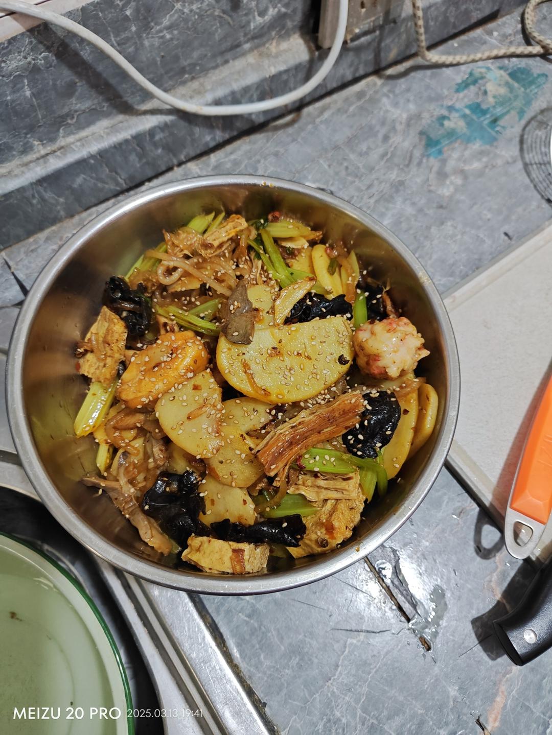 家庭聚会被赞爆的～麻辣香锅 今天这道菜太给撑场面了