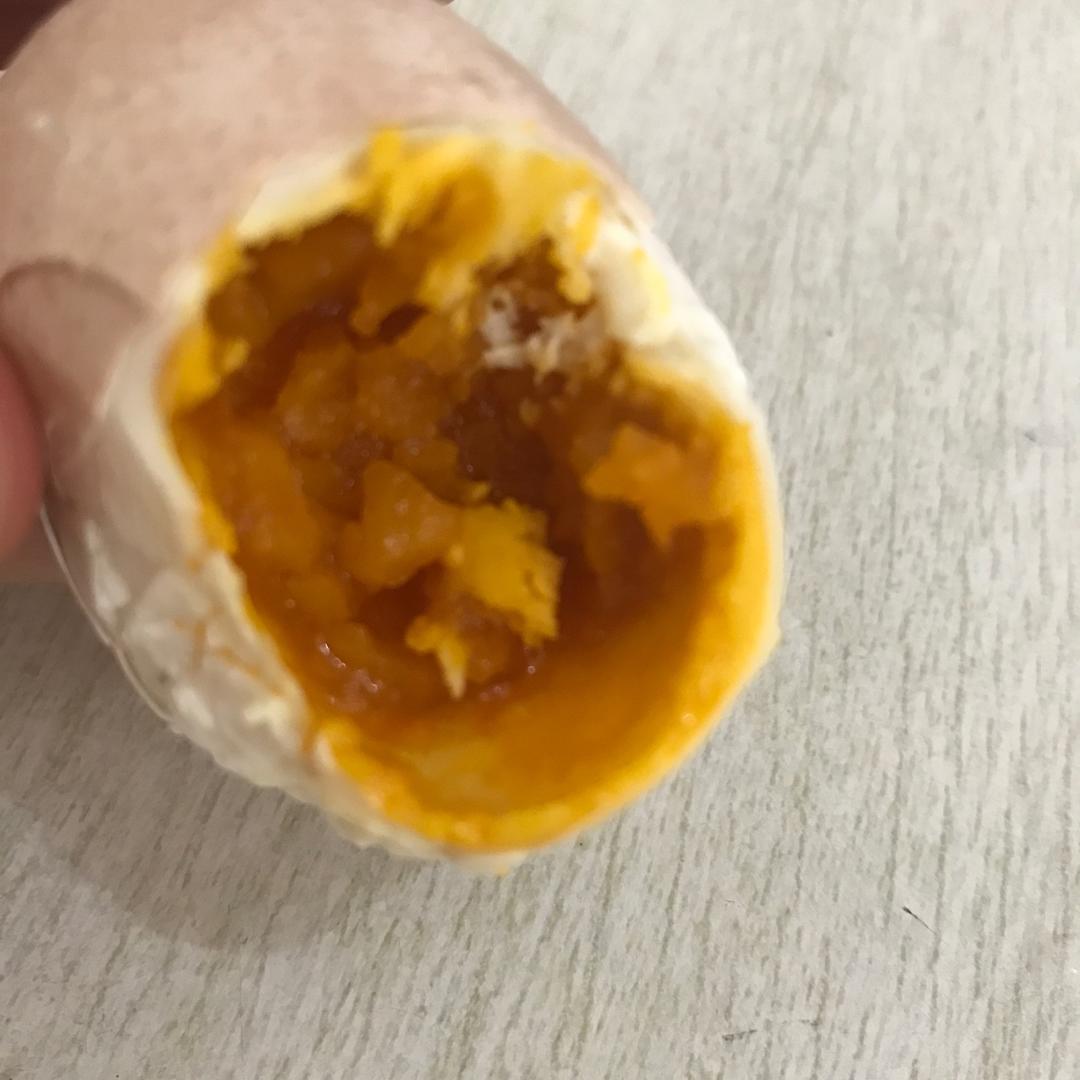 自制咸蛋： 100%出油起沙的咸蛋