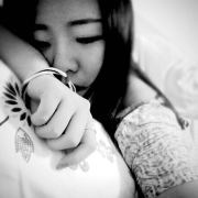 做个安静的美女子吧