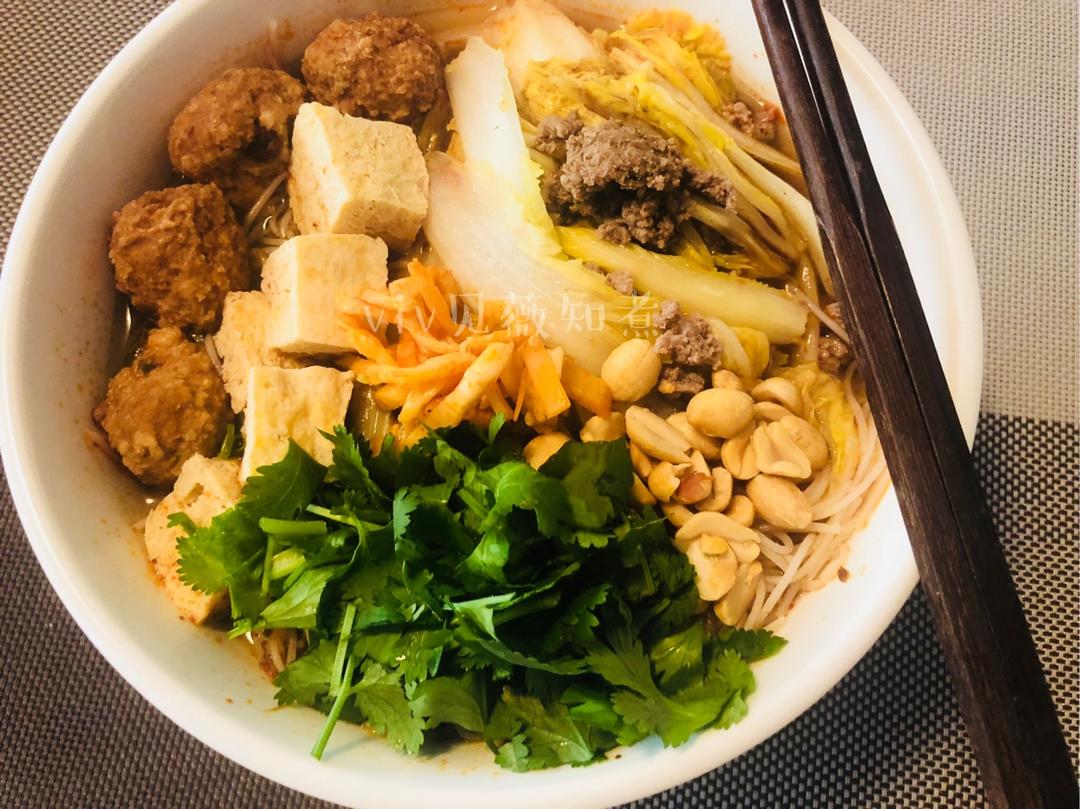 家常快手酸辣粉