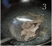金针菇猪肝汤的做法 步骤3