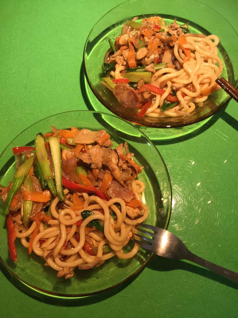 🔥爆好吃的黑椒虾仁炒乌冬面㊙️吃一口就沦陷❗️