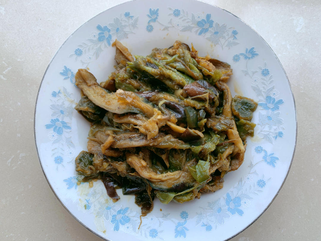 擂辣椒皮蛋茄子