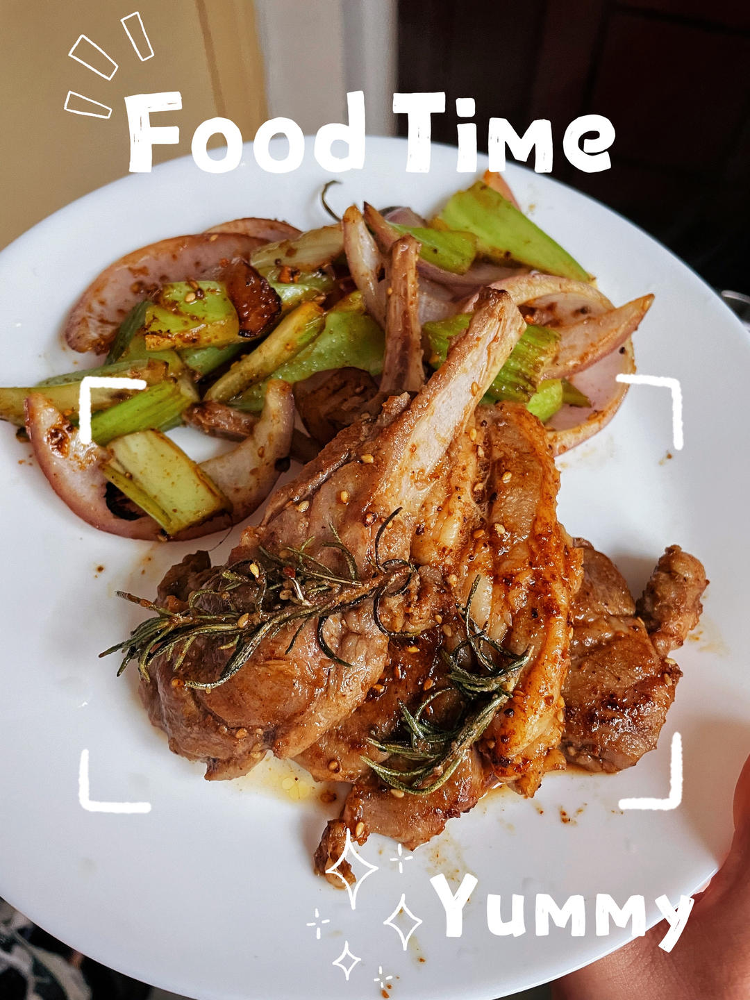 为情人节烛光晚餐提前操练的【法式煎羊排】