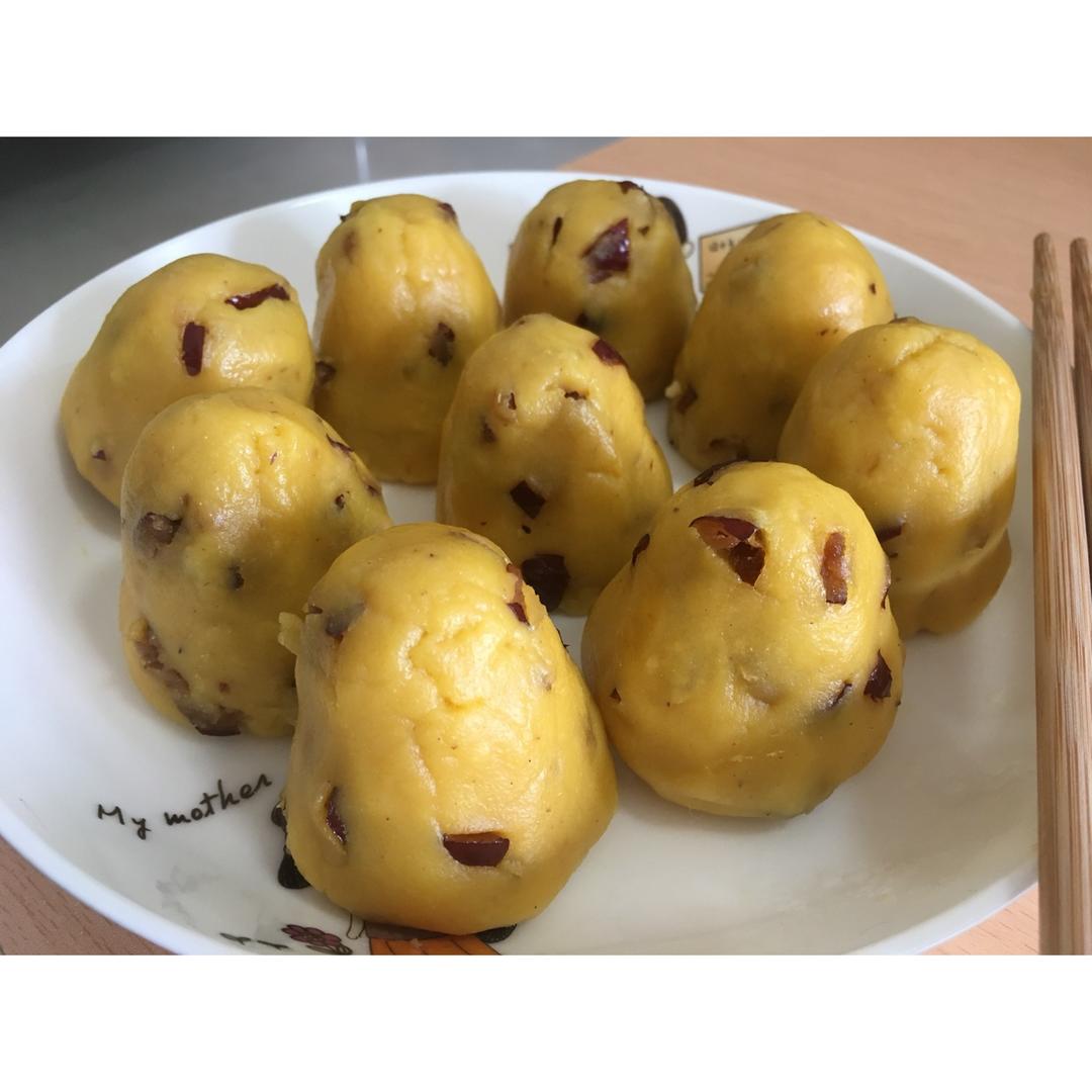 奶香枣窝头
