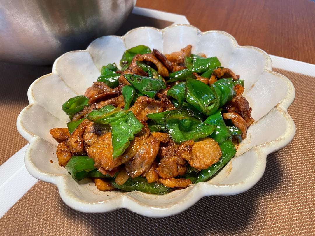 农家小炒肉【记忆中勾魂的油汤】