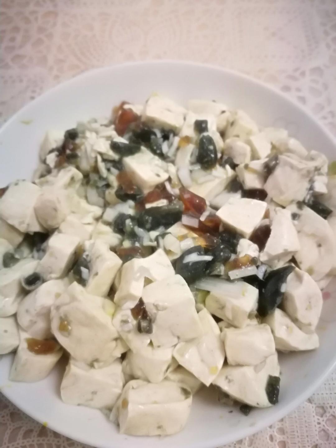 皮蛋豆腐