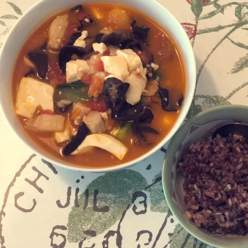 番茄金针菇巴沙鱼（龙利鱼）