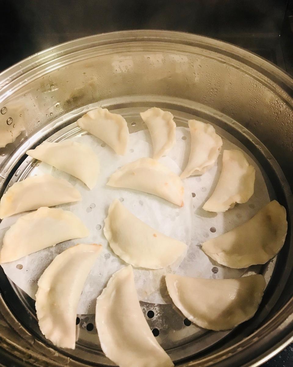 猪肉大葱烫面蒸饺