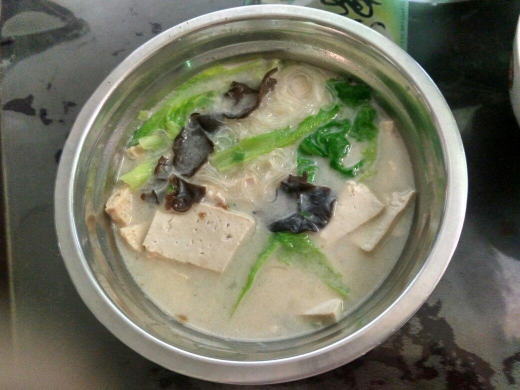 鲫鱼汤