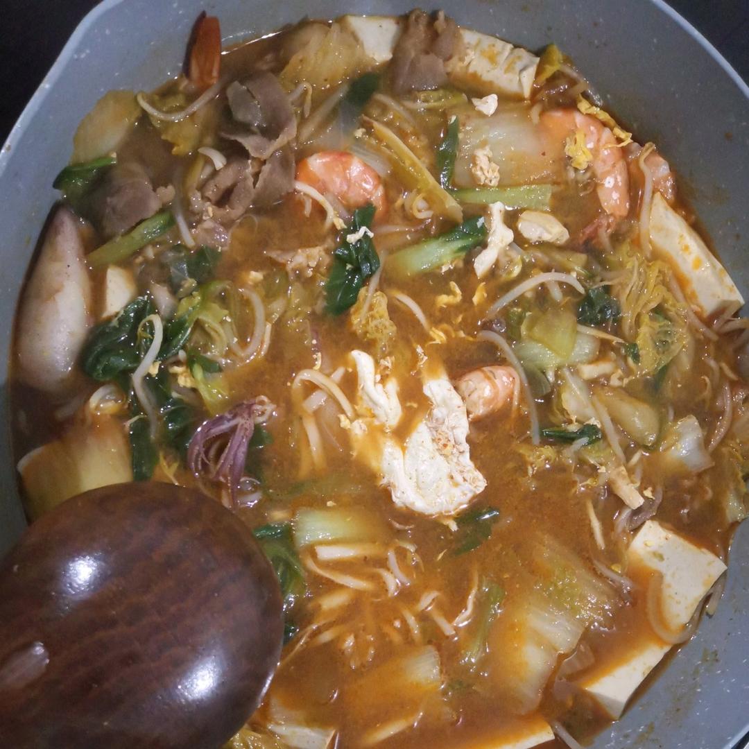 《梨泰院》韩式嫩豆腐汤