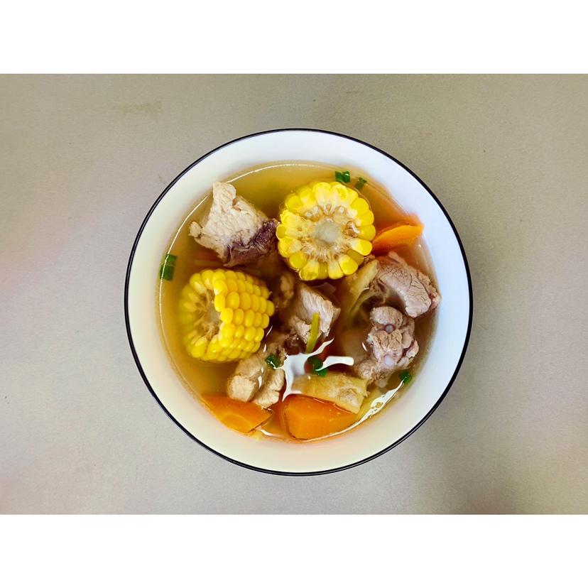 排骨玉米胡萝卜汤