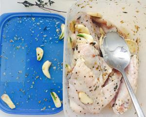 #珐琅铸铁锅#鸡翅炖菜的做法 步骤1