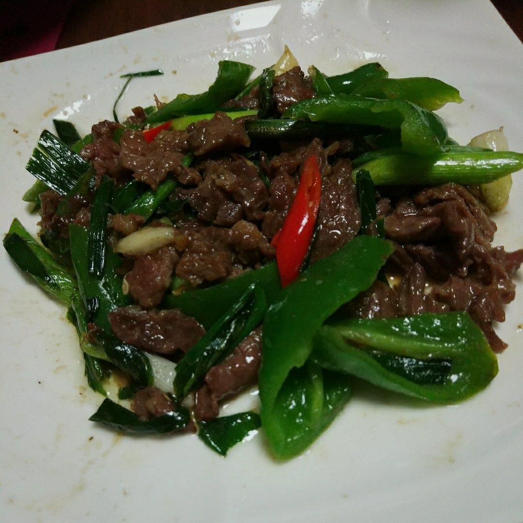 尖椒炒牛肉