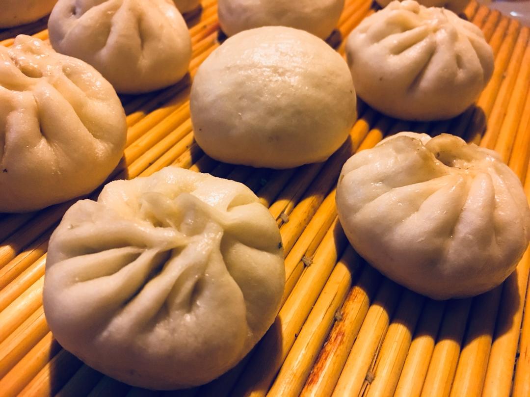 洋葱酱肉丁包子