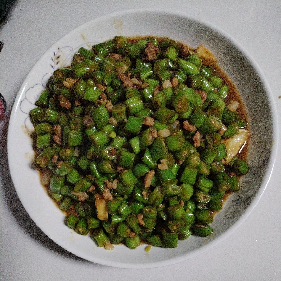 超简单的家常下饭菜猪肉末辣炒豆角