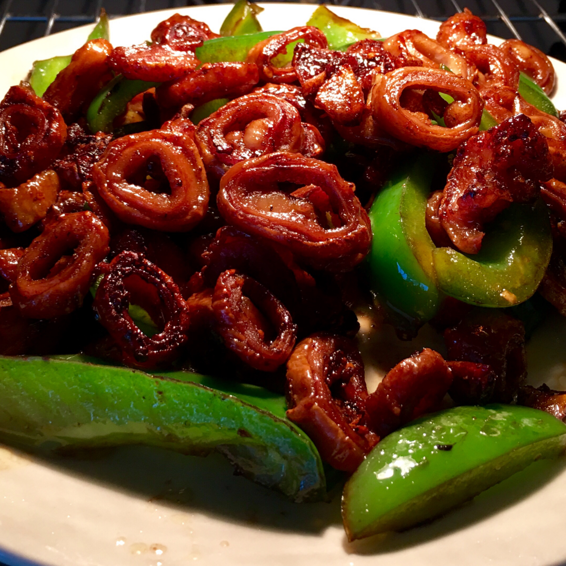 好吃到爆火爆肥肠