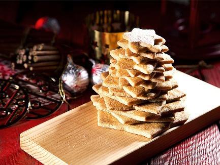 甜蜜依靠——饼干圣诞树的做法