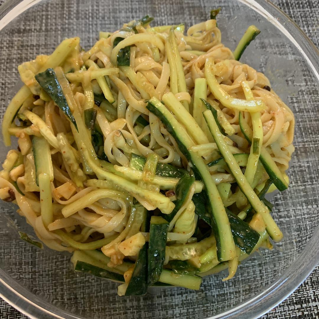 姥姥的爽口凉面！（干拌挂面）