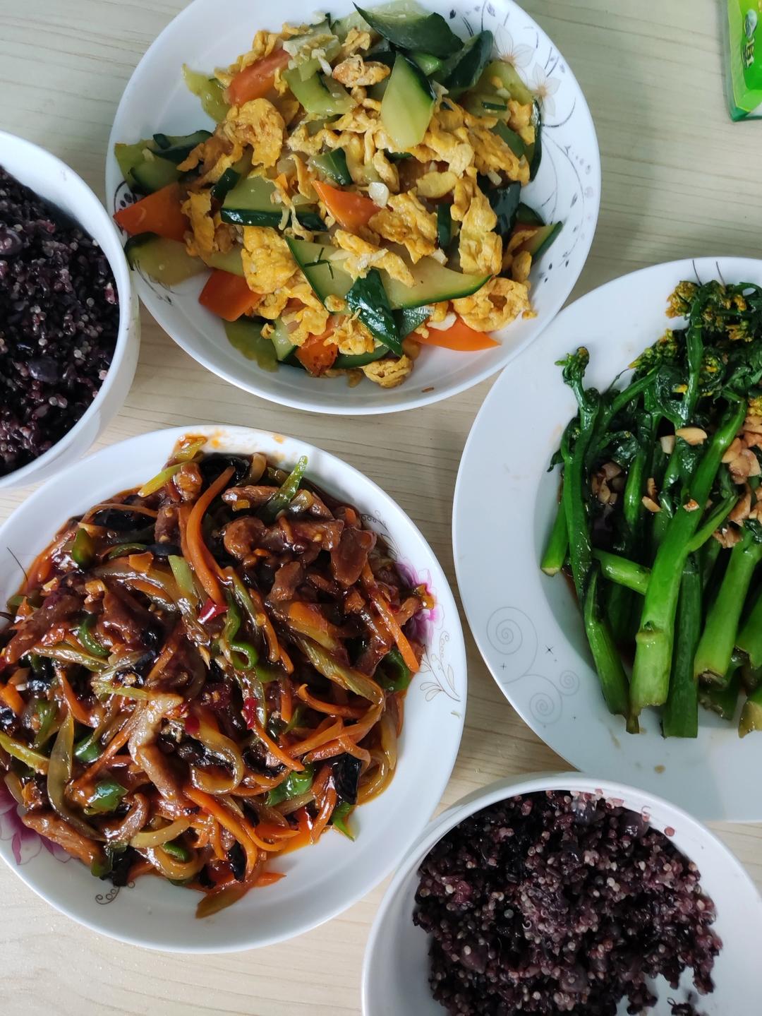 和饭店做的一个味道的酸甜辣鱼香肉丝