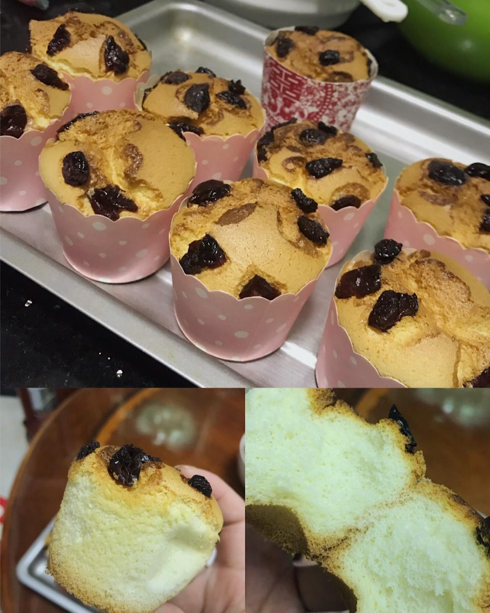 超香的蔓越莓纸杯蛋糕