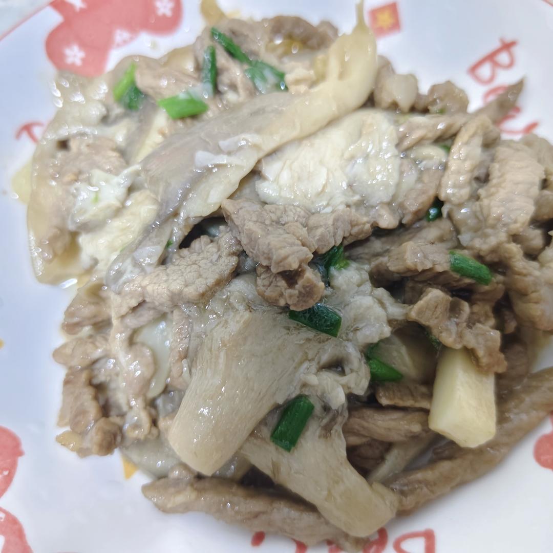 平菇炒肉片