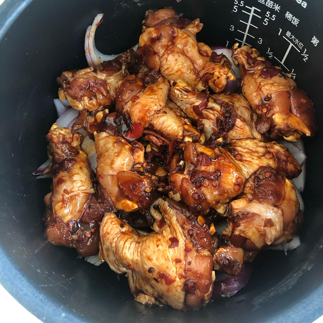 不需要厨艺的减脂餐——电饭煲焖鸡腿