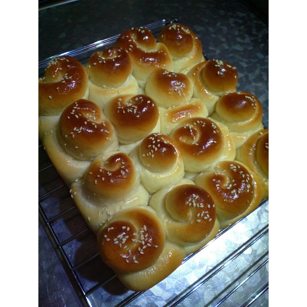 奶油蜂蜜小面包