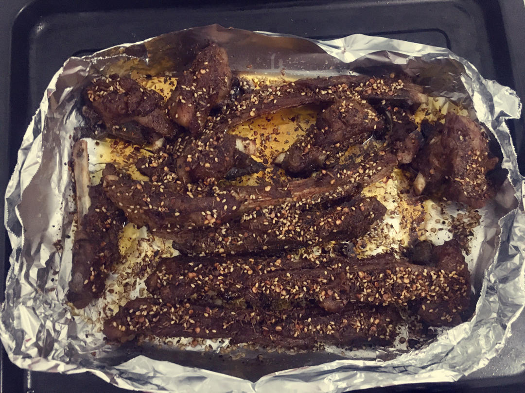酥香烤羊排