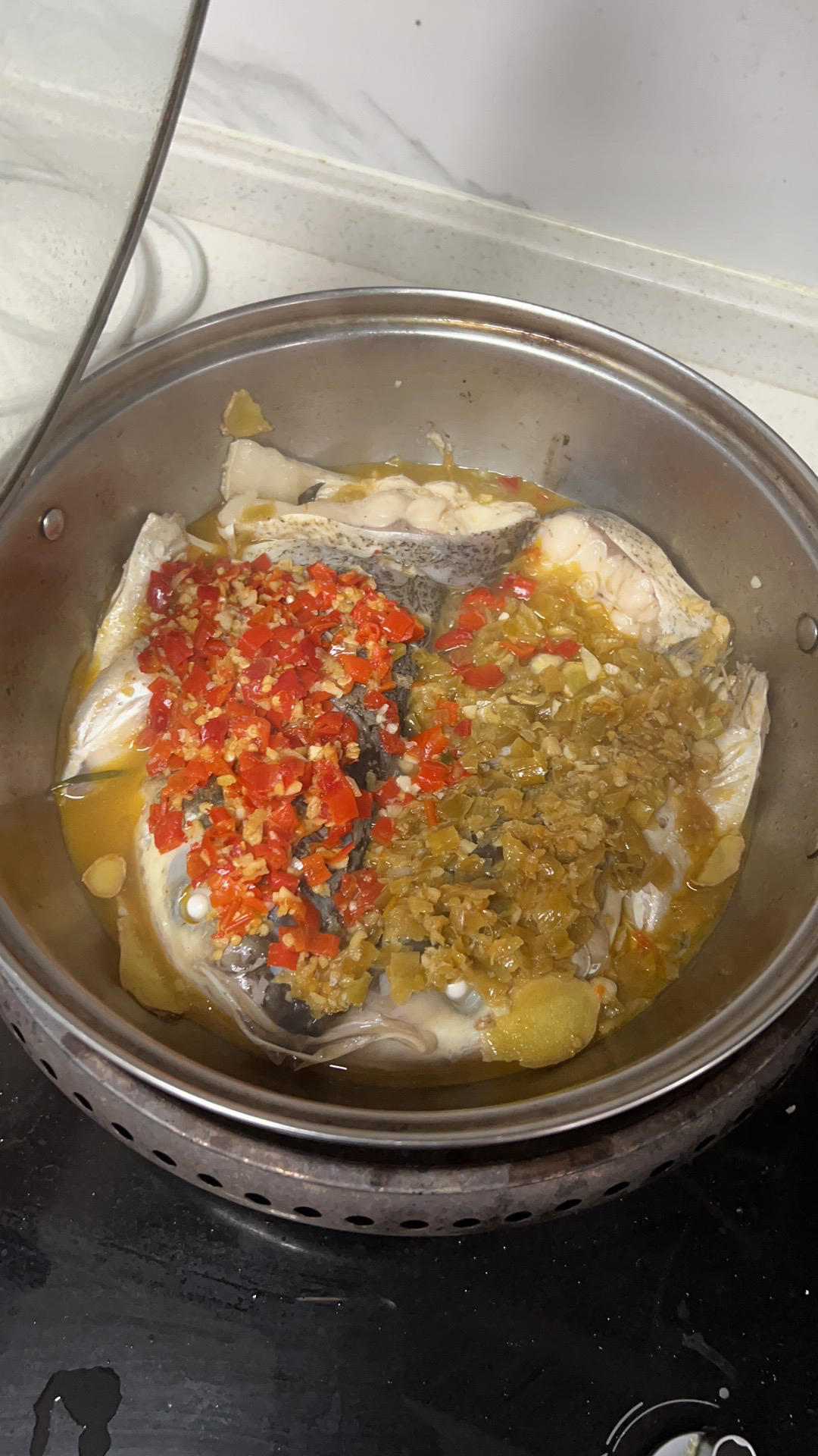 百分百不失手的硬菜--剁椒鱼头  超详细步骤分解