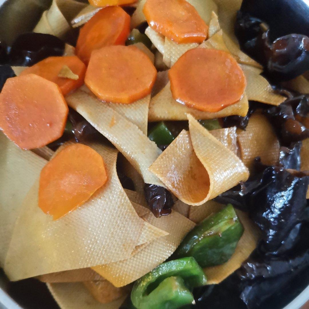 素炒豆腐皮