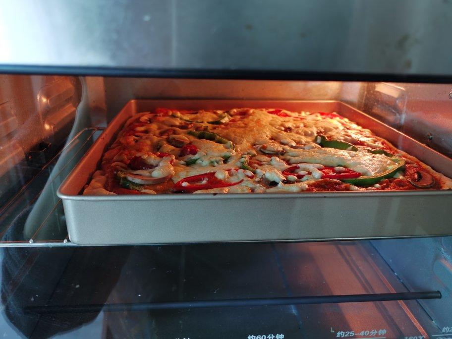 教你做意大利披萨的家庭做法，比意式古法窑烤披萨还好吃！一学就会！