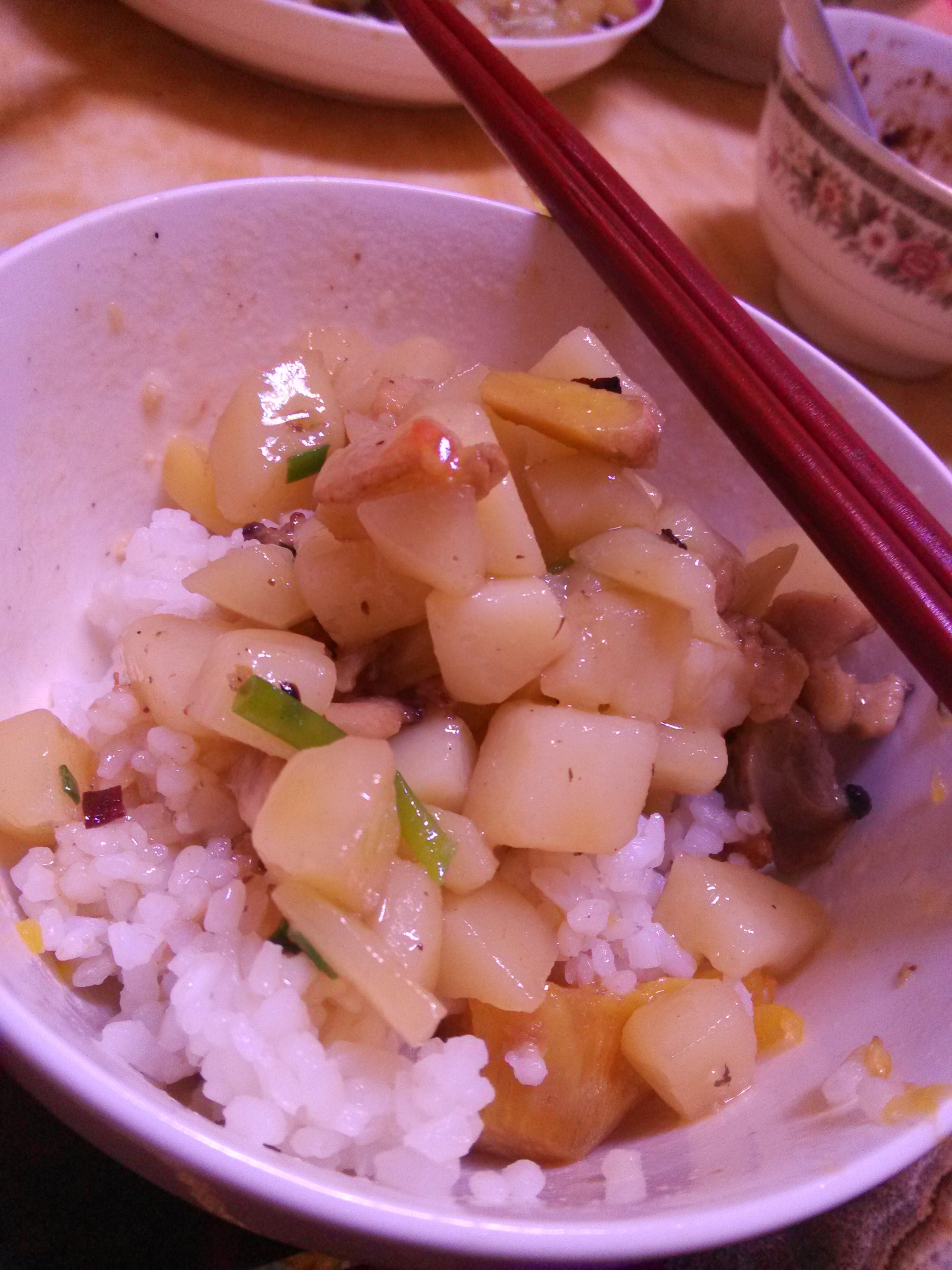 咖喱土豆鸡肉饭