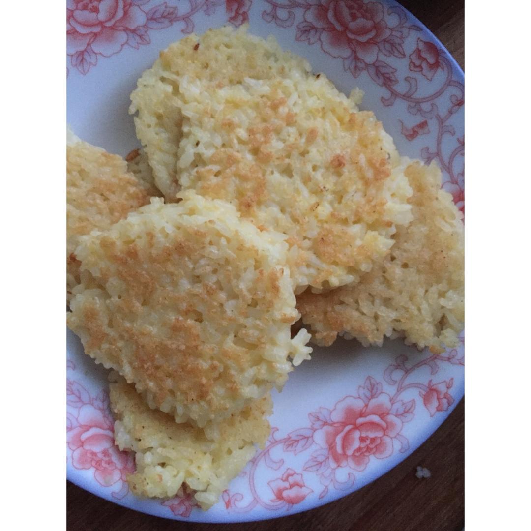 鸡蛋米饭饼