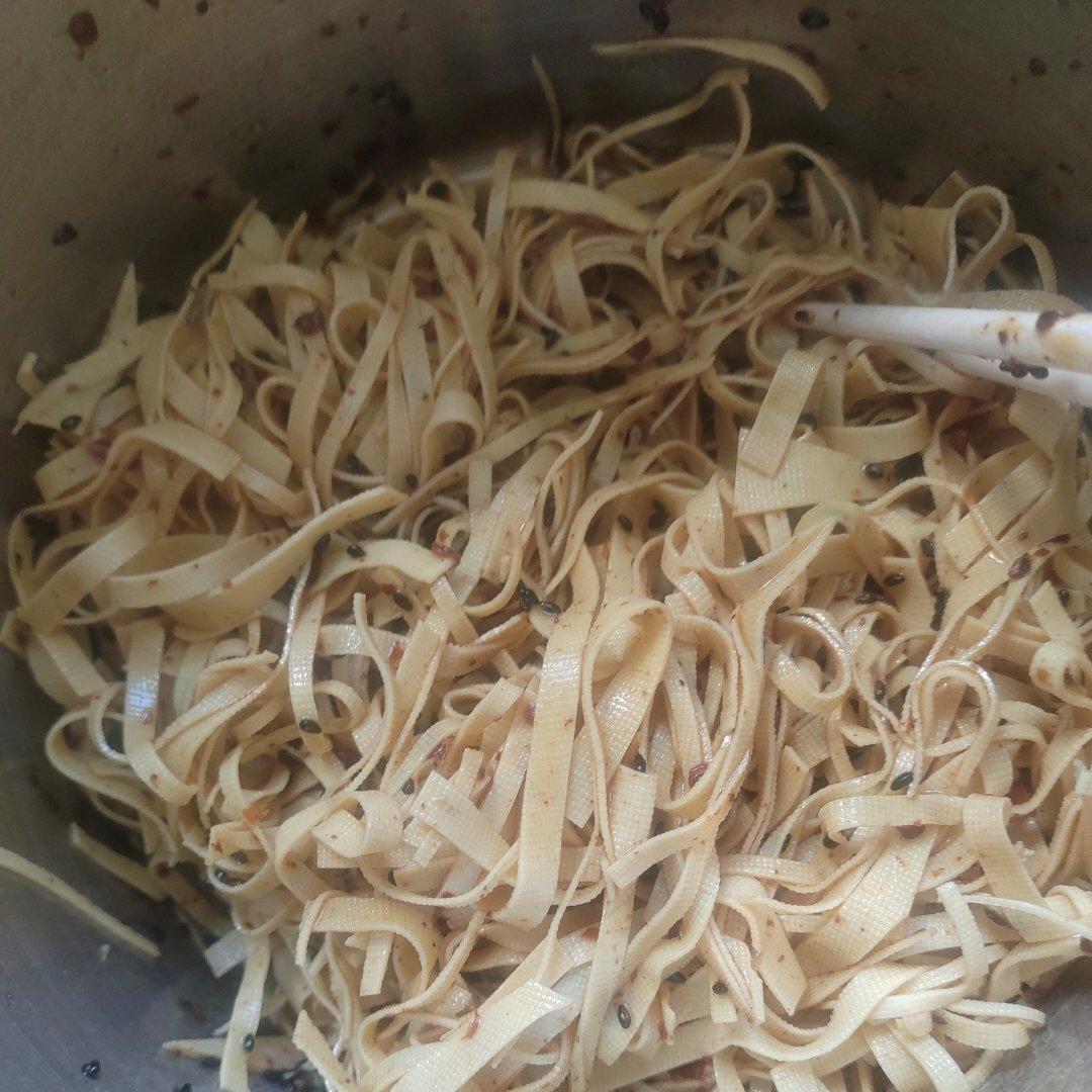 东北凉拌干豆腐丝（酸甜）