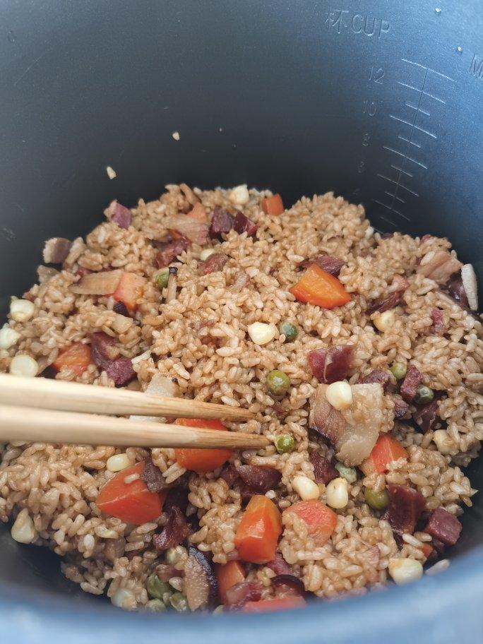 电饭锅版腊肉饭