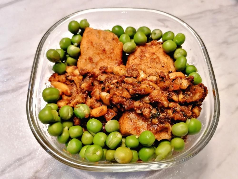 坚果香煎三文鱼的做法