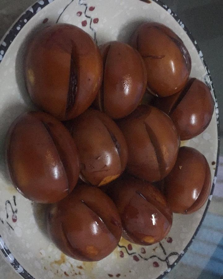 乡巴佬卤鸡蛋