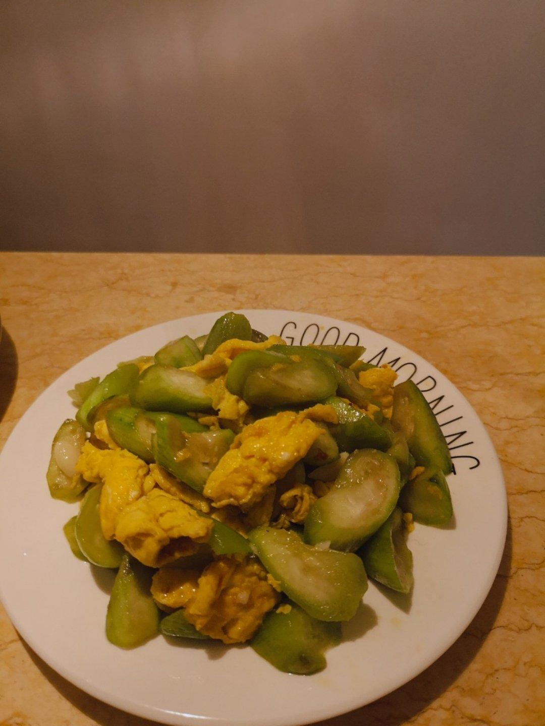 丝瓜炒鸡蛋