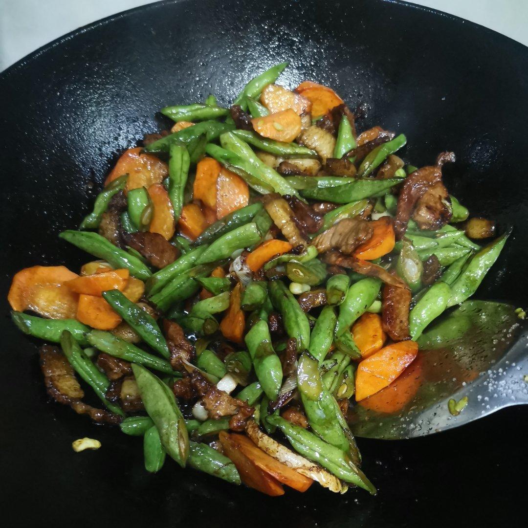 豆角炒肉
