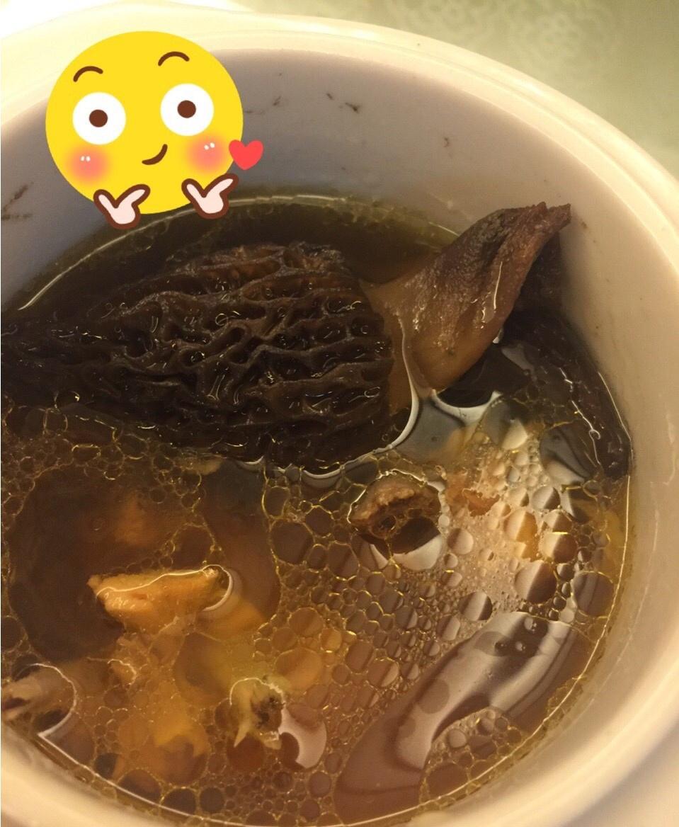 【小森妈妈菜谱】秋季靓汤-羊肚菌石斛鲍鱼煲水鸭