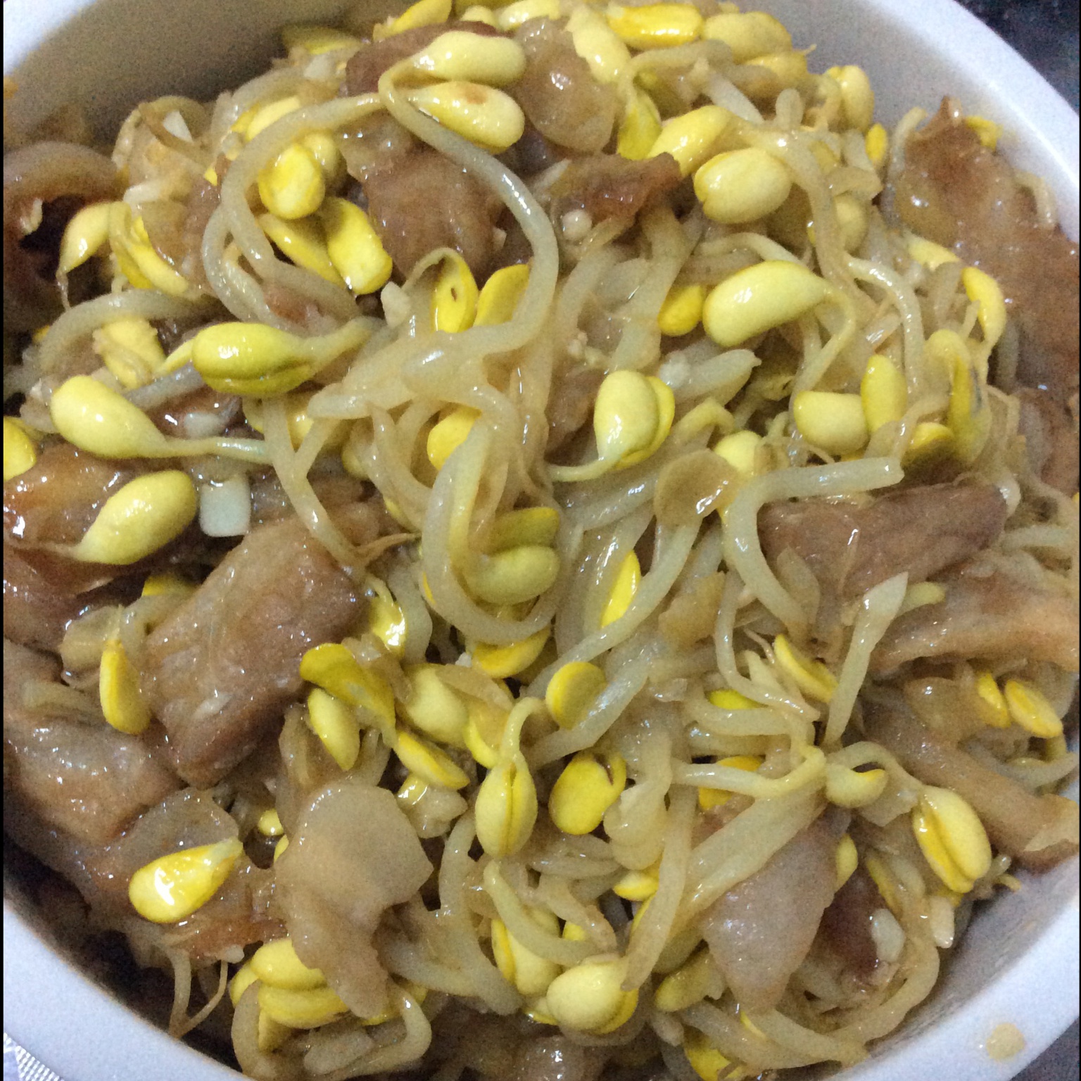 黄豆芽炒肉